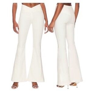 We The Free People Venice Beach Flare Jeans Size 27 in Worn White OB1454406